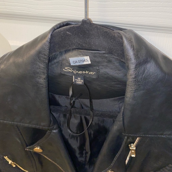 Leather jacket. Perfect condition. - Picture 2 of 2